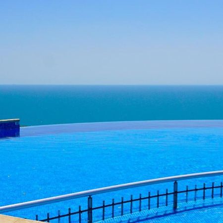 Морски Апартаменти Джулай Морнинг - July Morning Sea View Apartments Kavarna Bagian luar foto