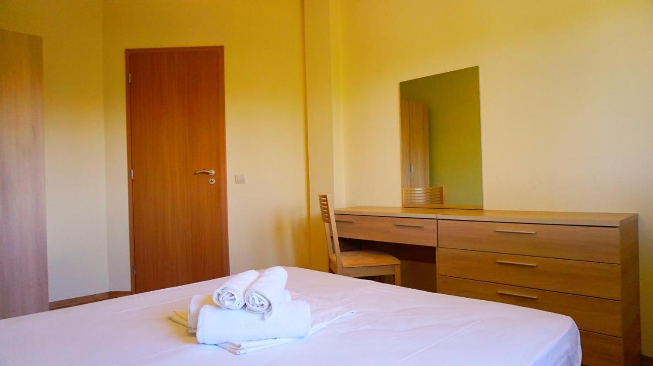 Морски Апартаменти Джулай Морнинг - July Morning Sea View Apartments Kavarna Bagian luar foto