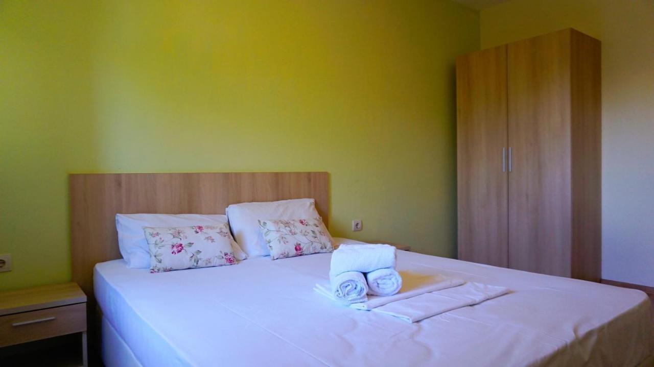 Морски Апартаменти Джулай Морнинг - July Morning Sea View Apartments Kavarna Bagian luar foto