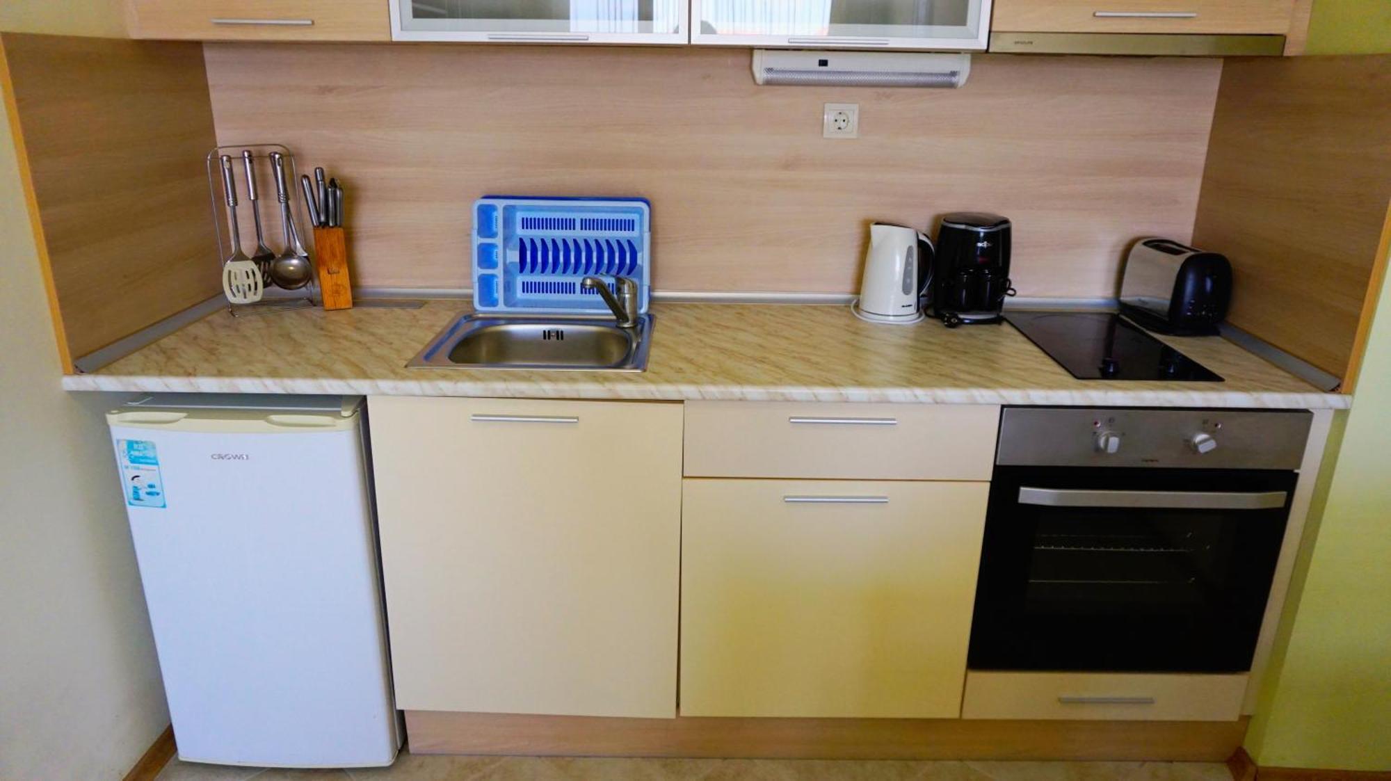 Морски Апартаменти Джулай Морнинг - July Morning Sea View Apartments Kavarna Ruang foto